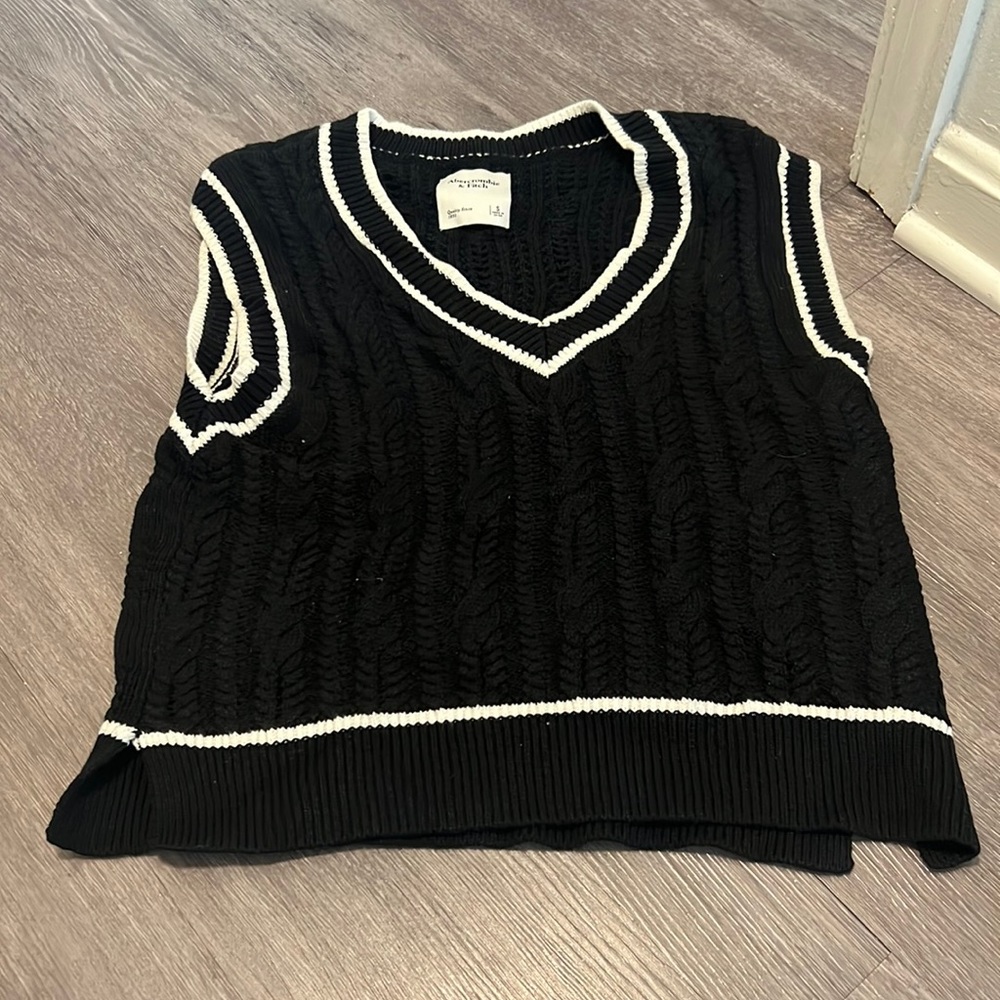 abercrombie sweater vest